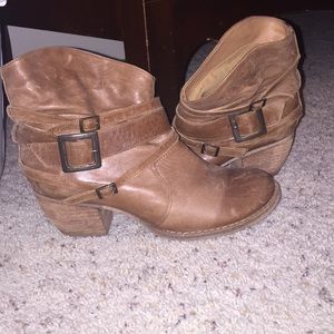 Ankle booties